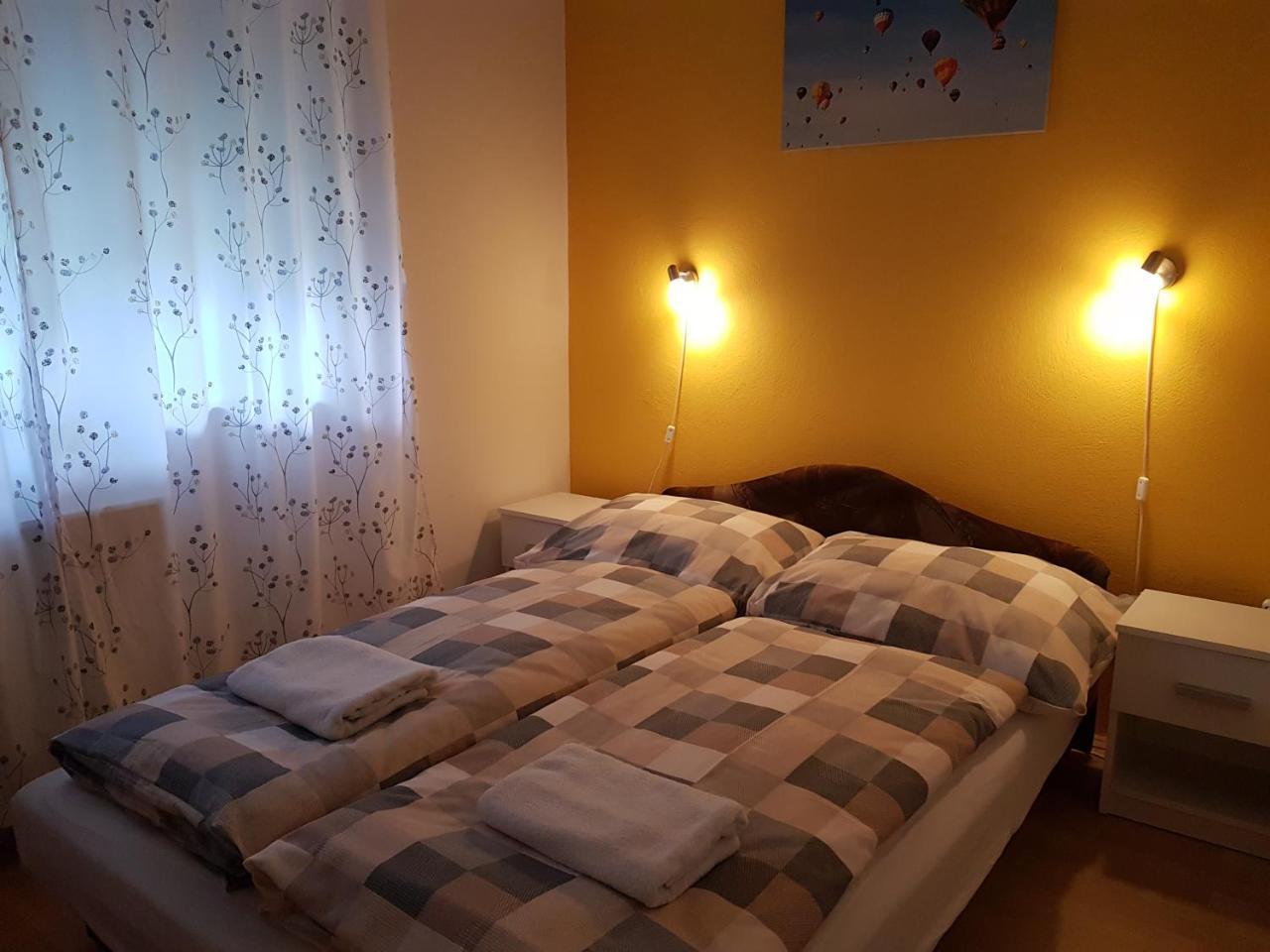 Fertodi Kuria Vendeghaz Hotel Bagian luar foto
